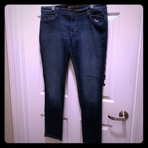 Levi 524 skinny jeans